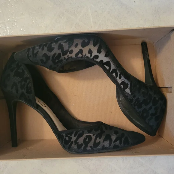 Jessica Simpson Black Stiletto Heels - Picture 1 of 2